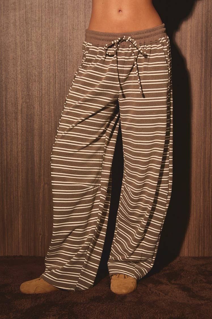 Autumn Latte Barrel Sweatpants