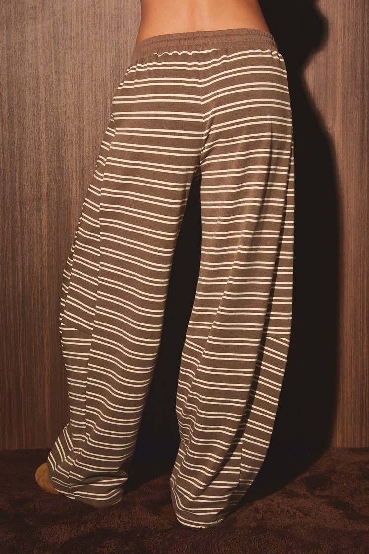 Autumn Latte Barrel Sweatpants