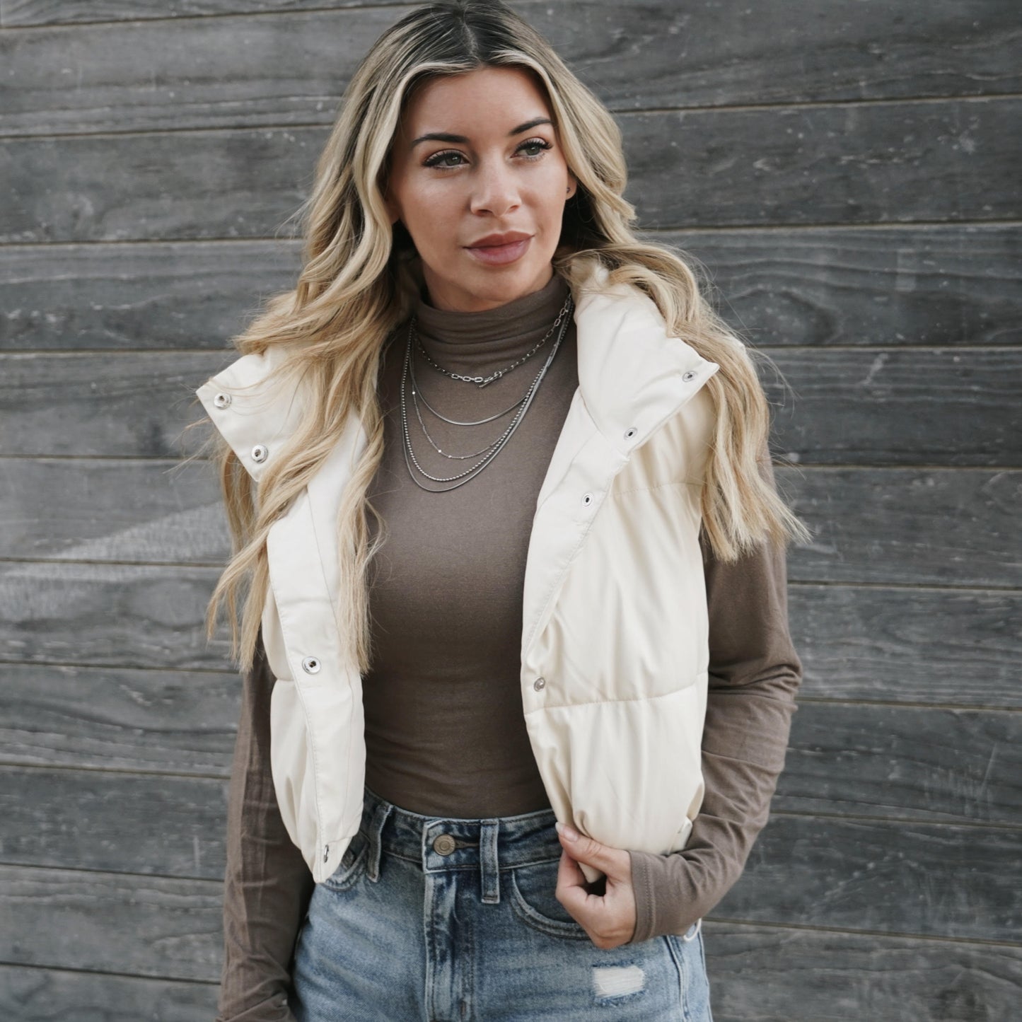 trying on the  vest 🍂🍁 in love!! love the color & fit so much ,  Cropped Puffer Vest Outfit